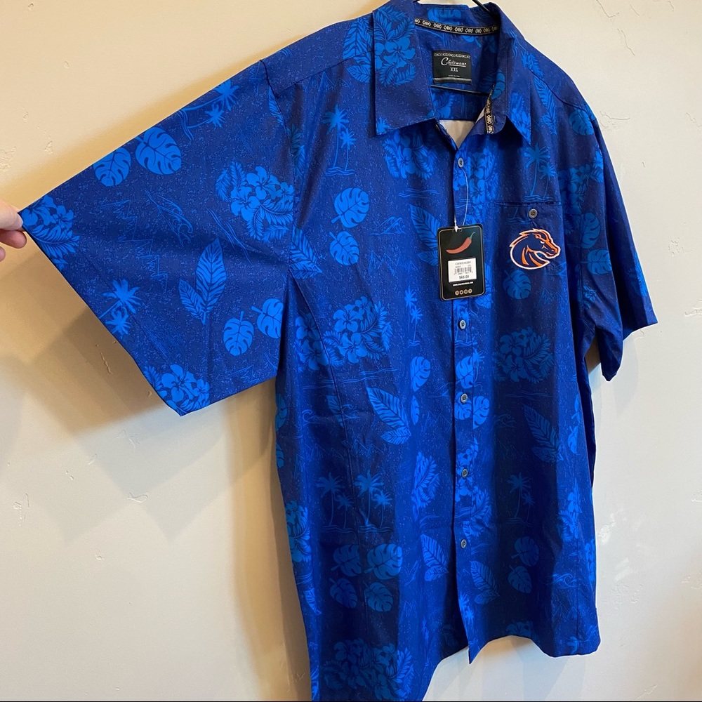 CHILIWEAR Boise State Broncos Resort Wear Hawaiian Dress Shirt - Picture 2 of 9